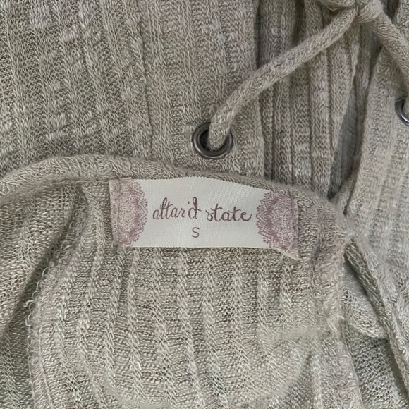 Altar’d State Women’s Long Sleeve Top - Picture 3 of 5